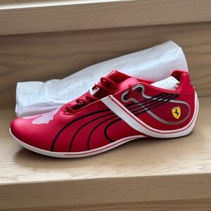 NWT Puma Mens Scuderia Ferrari Red Sneakers -  Future Cat Remix